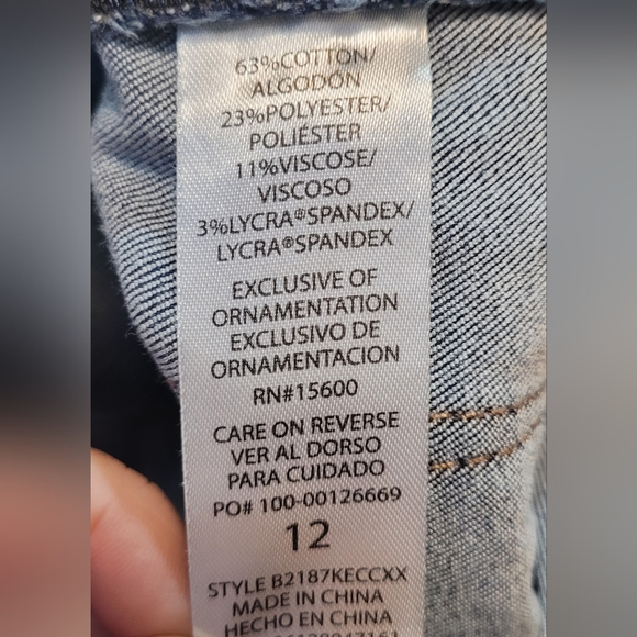 Democracy “Ab” Technology Straight Leg Blue Jeans 12 Slightly Distressed Raw Hem - Picture 3 of 4